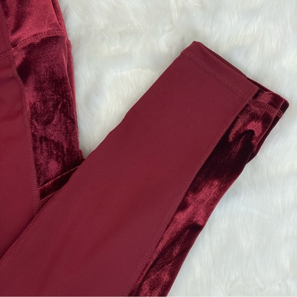 Torrid Active 4 Pocket Performance Legging. - Picture 2 of 8